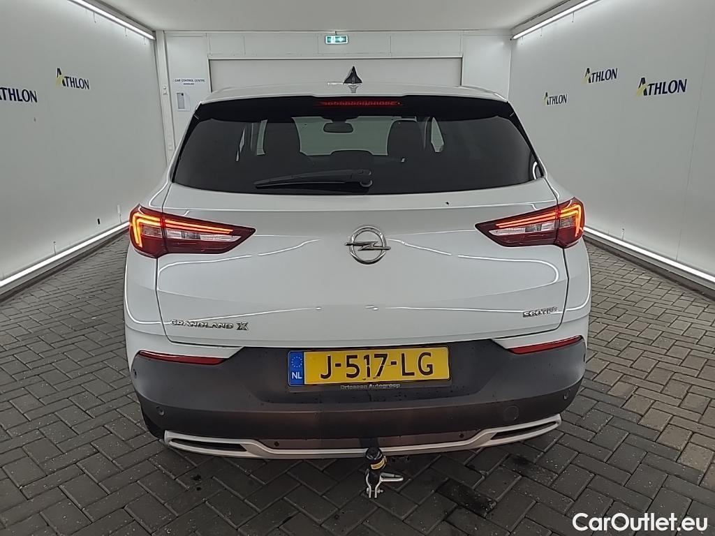 Opel   Grandland X 1.2 Turbo S&S 96kW Bus. Executive 5D #15
