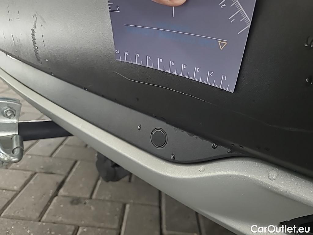 Opel   Grandland X 1.2 Turbo S&S 96kW Bus. Executive 5D #23