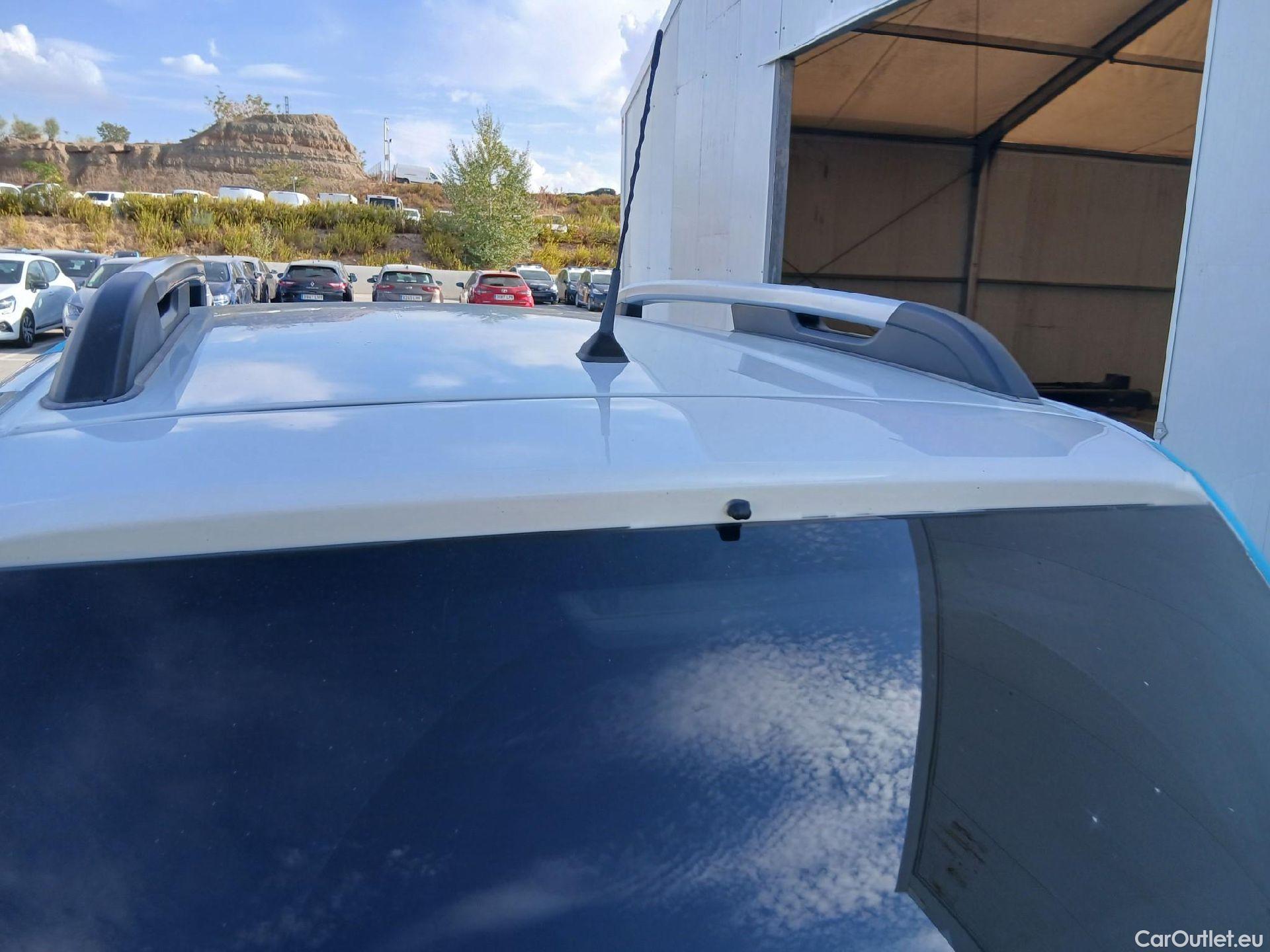  Dacia  Duster DACIA  / 2018 / 5P / todoterreno SL Aniverario Bl. dCi 85kW(115CV) 4X2(SP)(SL) #28