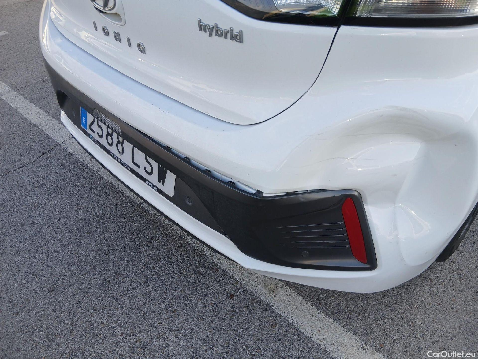  Hyundai   Ioniq HYUNDAI / 2019 / 5P / berlina con portón 1.6 GDI HEV Tecno DCT #21