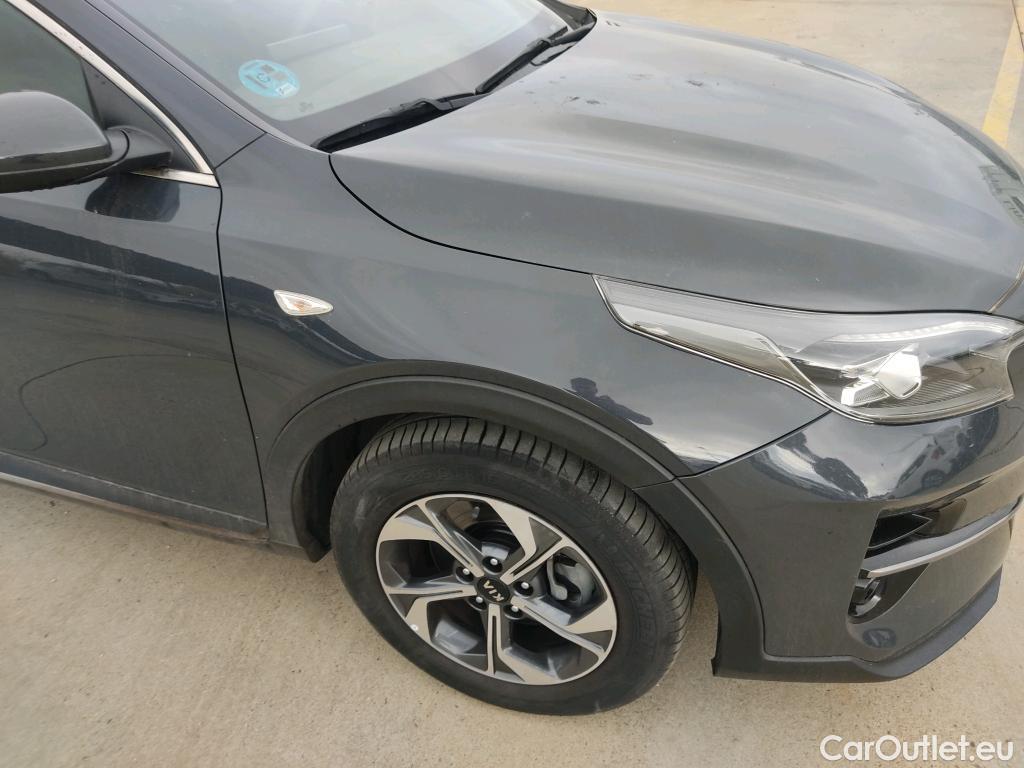  KIA  XCeed KIA  / 2019 / 5P / todoterreno 1.0 T-GDi Drive 88kW (120CV) #5