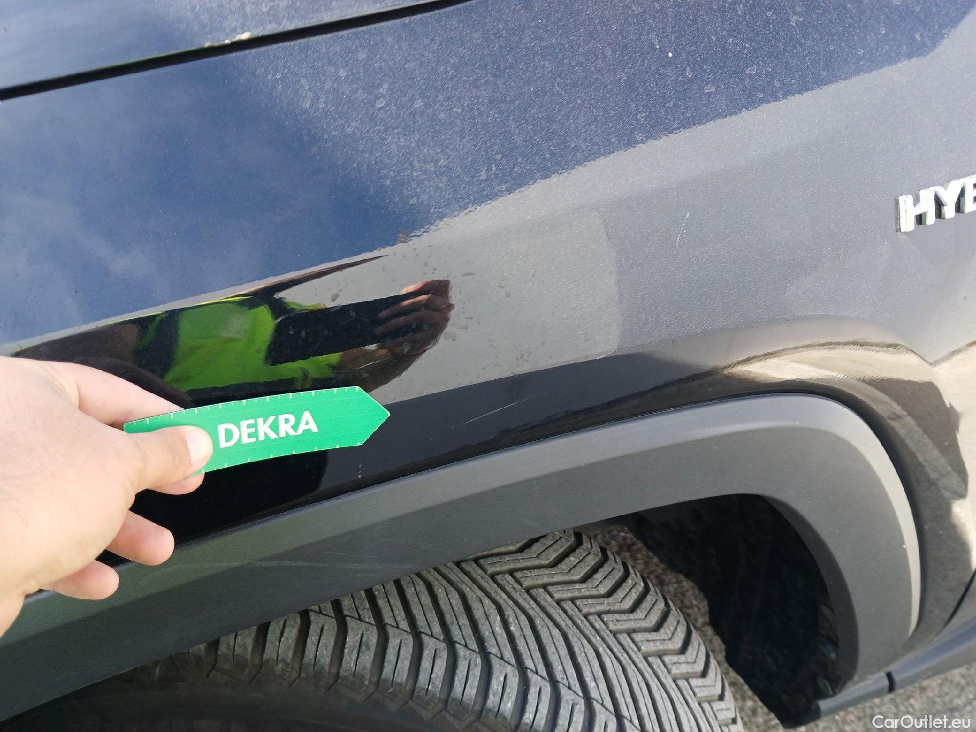  Toyota  RAV4 TOYOTA  / 2018 / 5P / todoterreno 2.5l 220H Advance #20