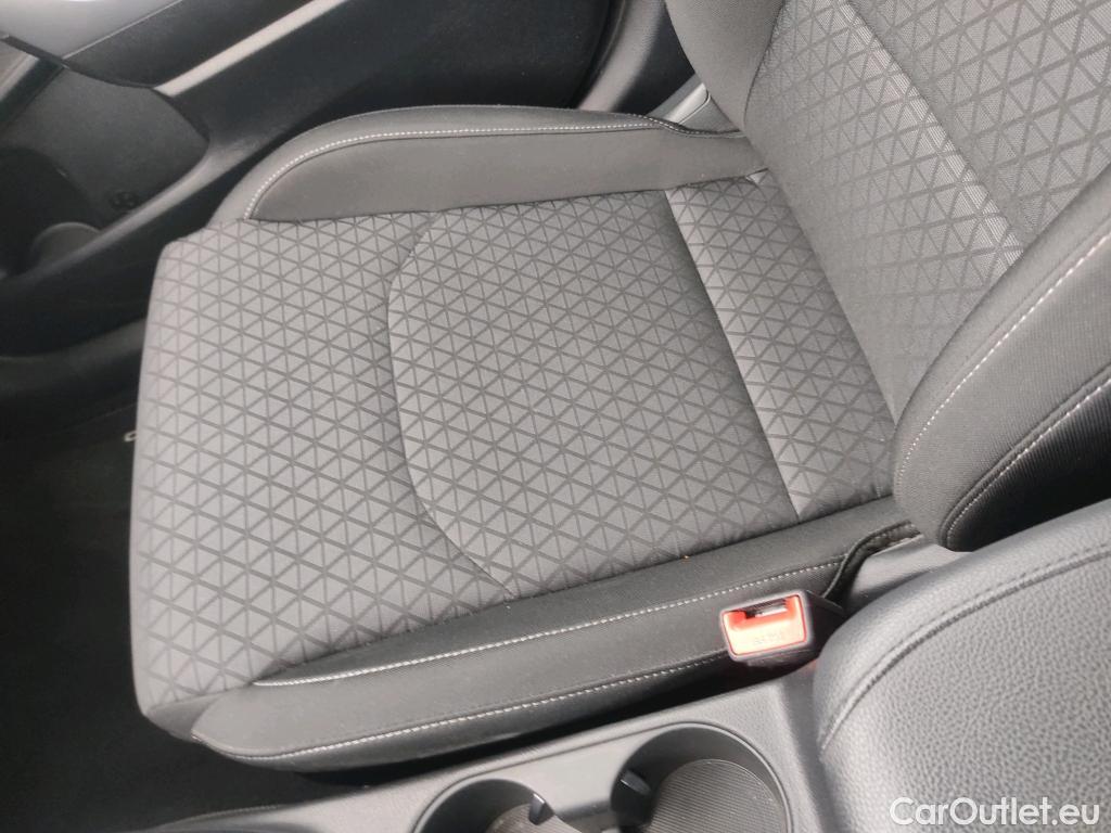  KIA  XCeed KIA  / 2019 / 5P / todoterreno 1.0 T-GDi Drive 88kW (120CV) #18