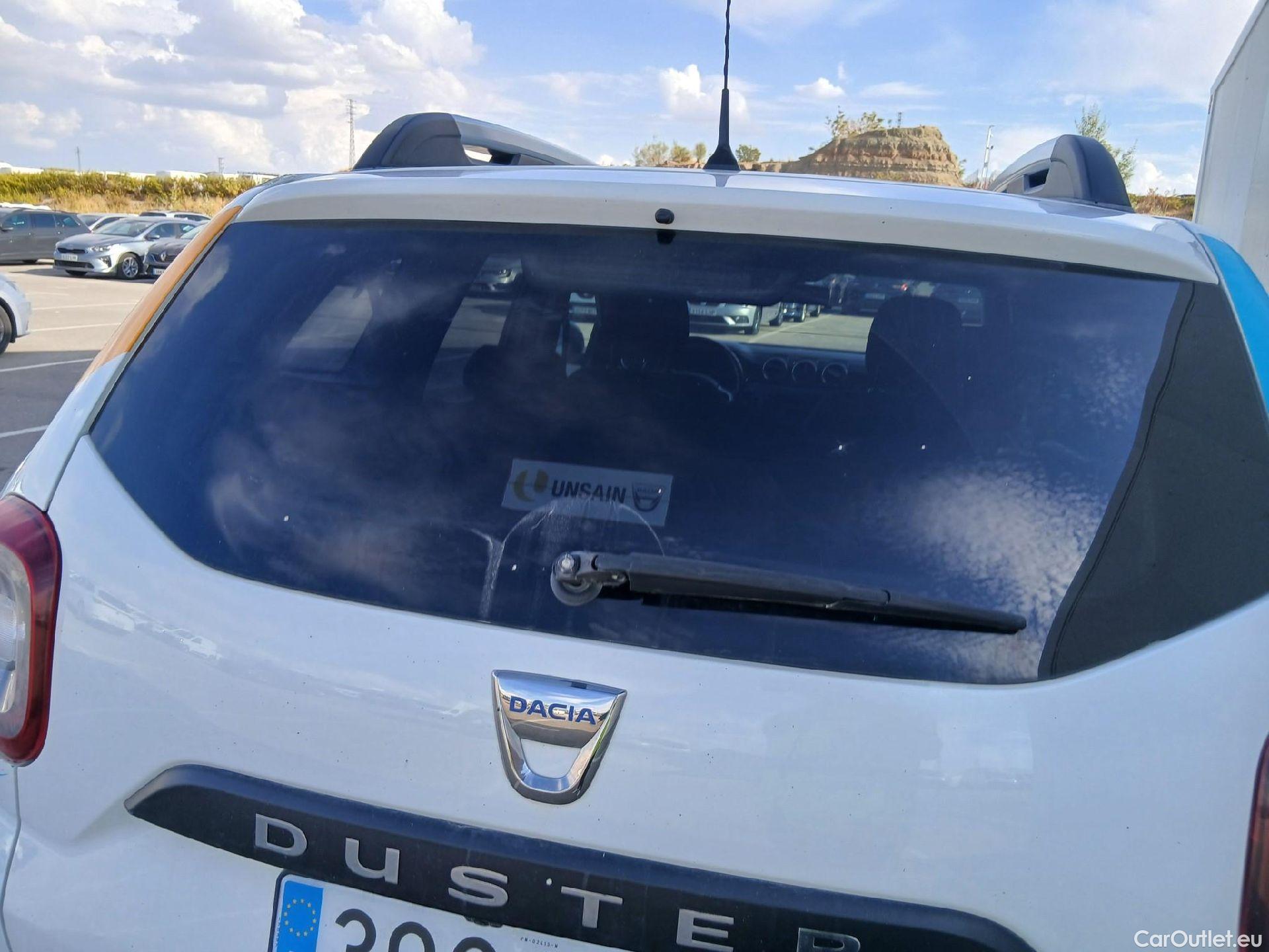  Dacia  Duster DACIA  / 2018 / 5P / todoterreno SL Aniverario Bl. dCi 85kW(115CV) 4X2(SP)(SL) #33