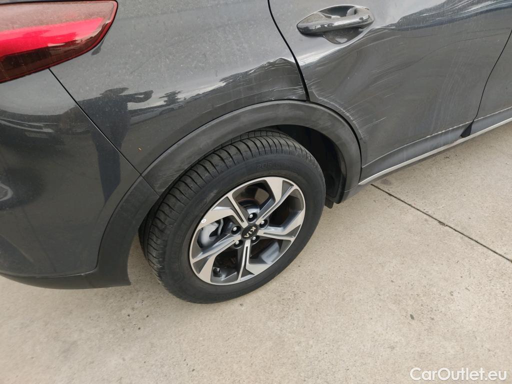  KIA  XCeed KIA  / 2019 / 5P / todoterreno 1.0 T-GDi Drive 88kW (120CV) #16