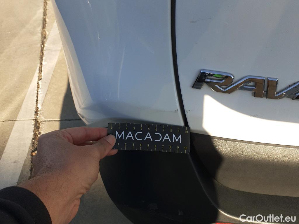  Toyota  RAV4 TOYOTA  / 2018 / 5P / todoterreno 2.5l 220H Business #29