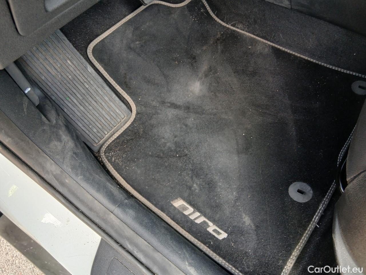 KIA  Niro  Drive 1.6 AT6 E6d #9