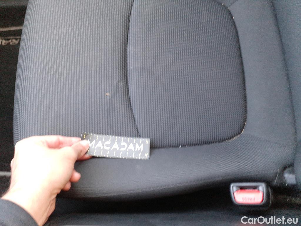  Toyota  RAV4 TOYOTA  / 2018 / 5P / todoterreno 2.5l 220H Business #15