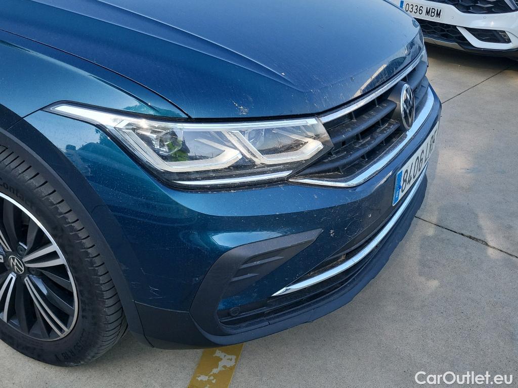  Volkswagen  Tiguan  Life 2.0 TDI 150CV AT7 E6d #15