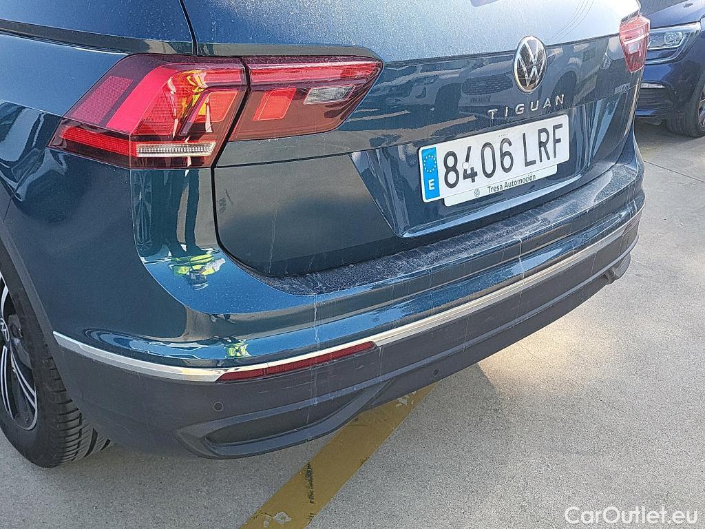  Volkswagen  Tiguan  Life 2.0 TDI 150CV AT7 E6d #17