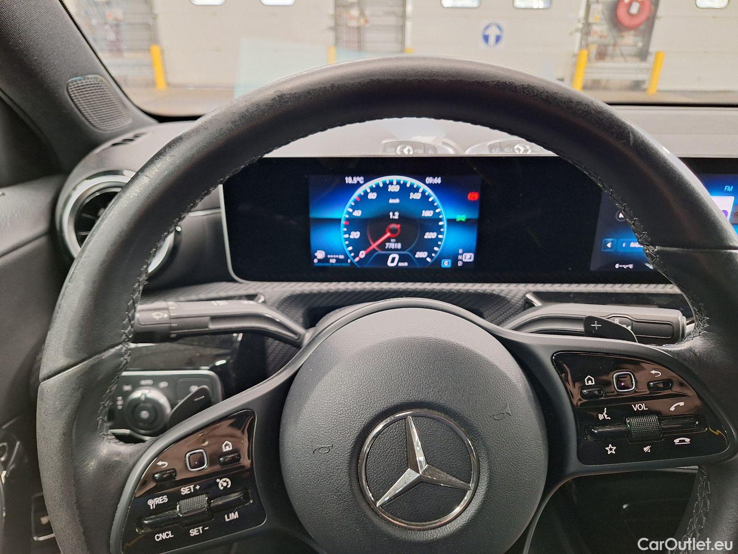  Mercedes  A-Klasse Mercedes, A-Class Berline '18, Mercedes-Benz  Limousine A 180 d DCT Busin #38