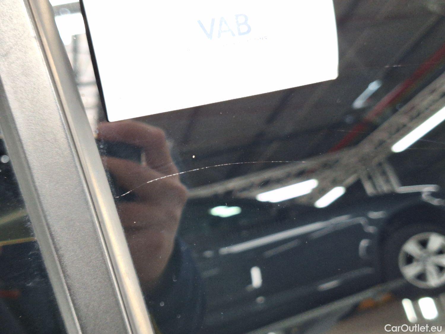  Mercedes  A-Klasse Mercedes, A-Class Berline '18, Mercedes-Benz  Limousine A 180 d DCT Busin #15