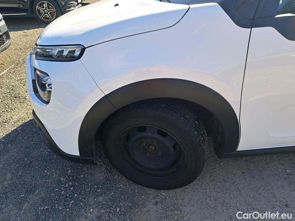  Citroen  C3  Feel Business 1.2 PureTech 80CV BVM5 E6d #6