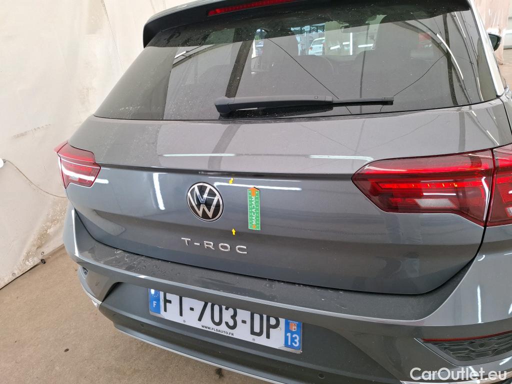  Volkswagen  T-ROC VOLKSWAGEN  / 2017 / 5P / SUV 1.5 TSI 150 EVO CARAT EXCLUSIVE DSG7 #1