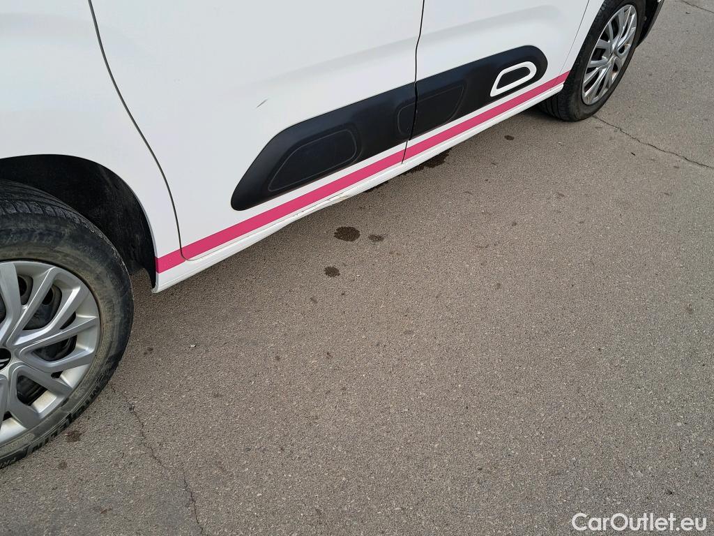  Citroen  Berlingo CITROEN  / 2018 / 5P / monovolumen compacto Talla M PureTech 110 S&S FEEL #5