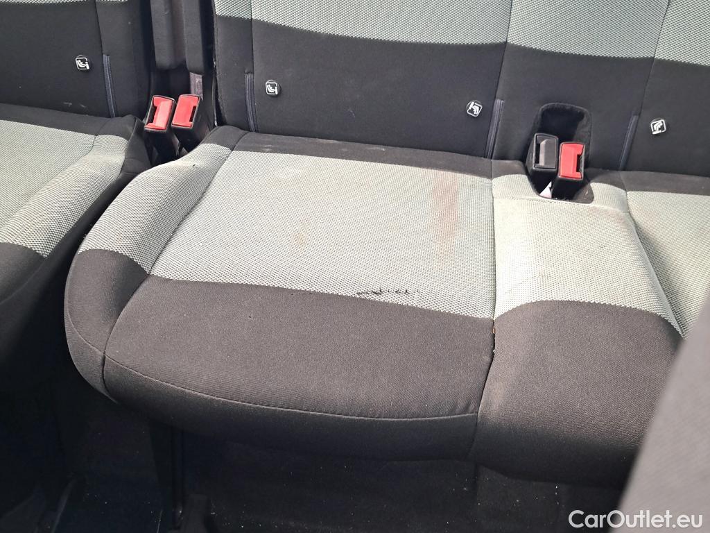  Citroen  Berlingo CITROEN  / 2018 / 5P / monovolumen compacto Talla M PureTech 110 S&S FEEL #11