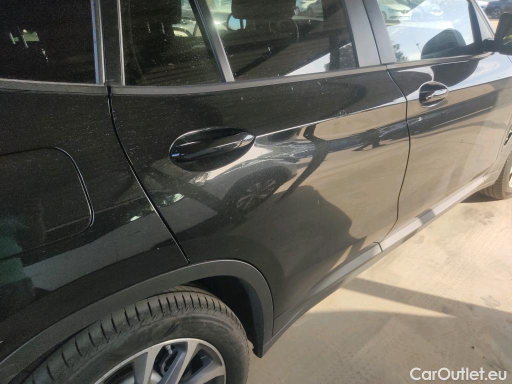  Bmw  X3 BMW  / 2017 / 5P / todoterreno xDrive20d (AC2) #28