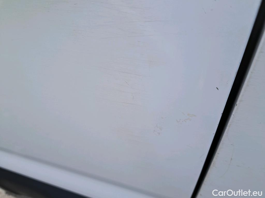  Citroen  Berlingo CITROEN  / 2018 / 5P / monovolumen compacto Talla M PureTech 110 S&S FEEL #30
