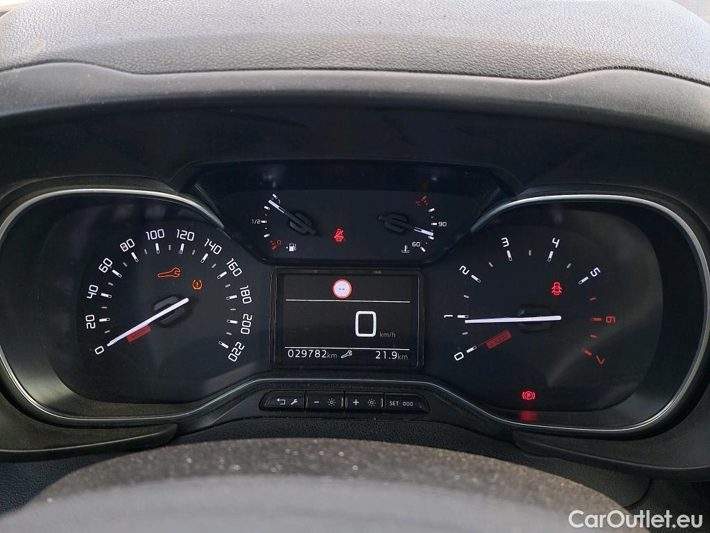  Citroen  Berlingo CITROEN  / 2018 / 5P / monovolumen compacto Talla M PureTech 110 S&S FEEL #37