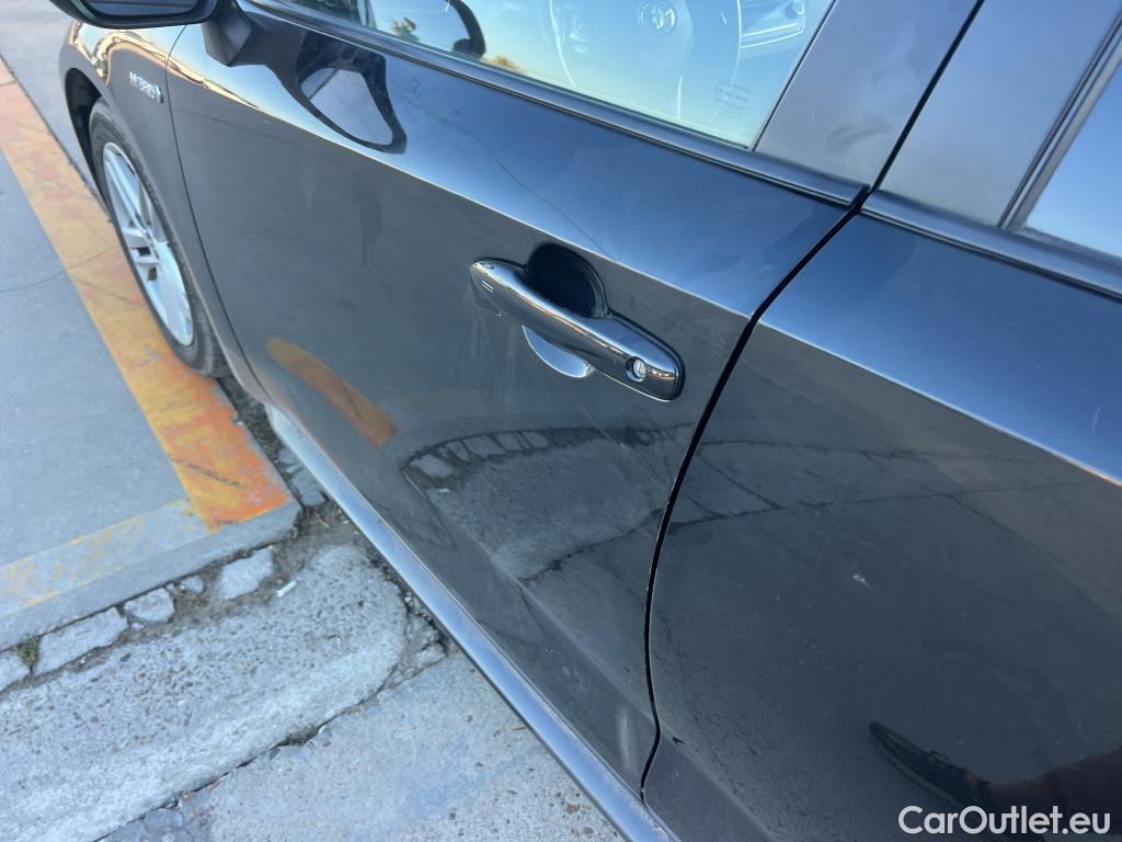  Toyota  Corolla TOYOTA  / 2019 / 5P / familiar 1.8 125H ACTIVE TECH E-CVT TOU SPORT #5