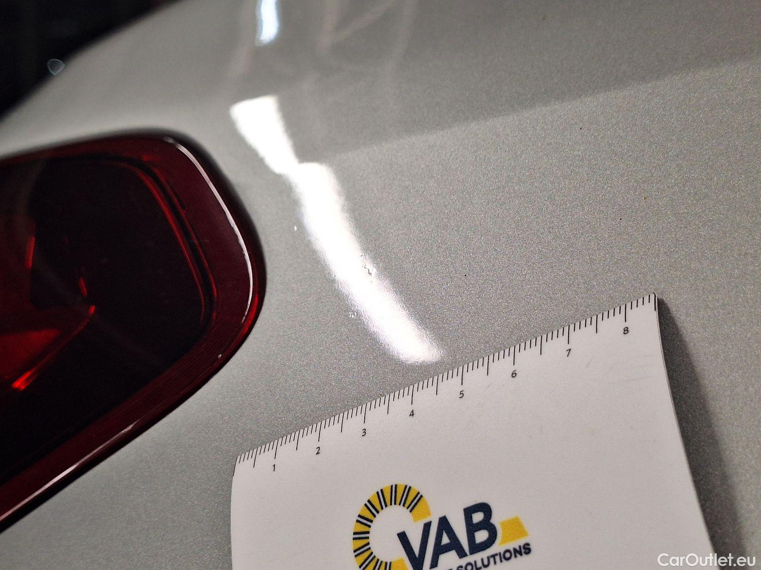  Mercedes  A-Klasse Mercedes, A-Class Berline '18, Mercedes-Benz  Limousine A 180 d DCT 4d #16