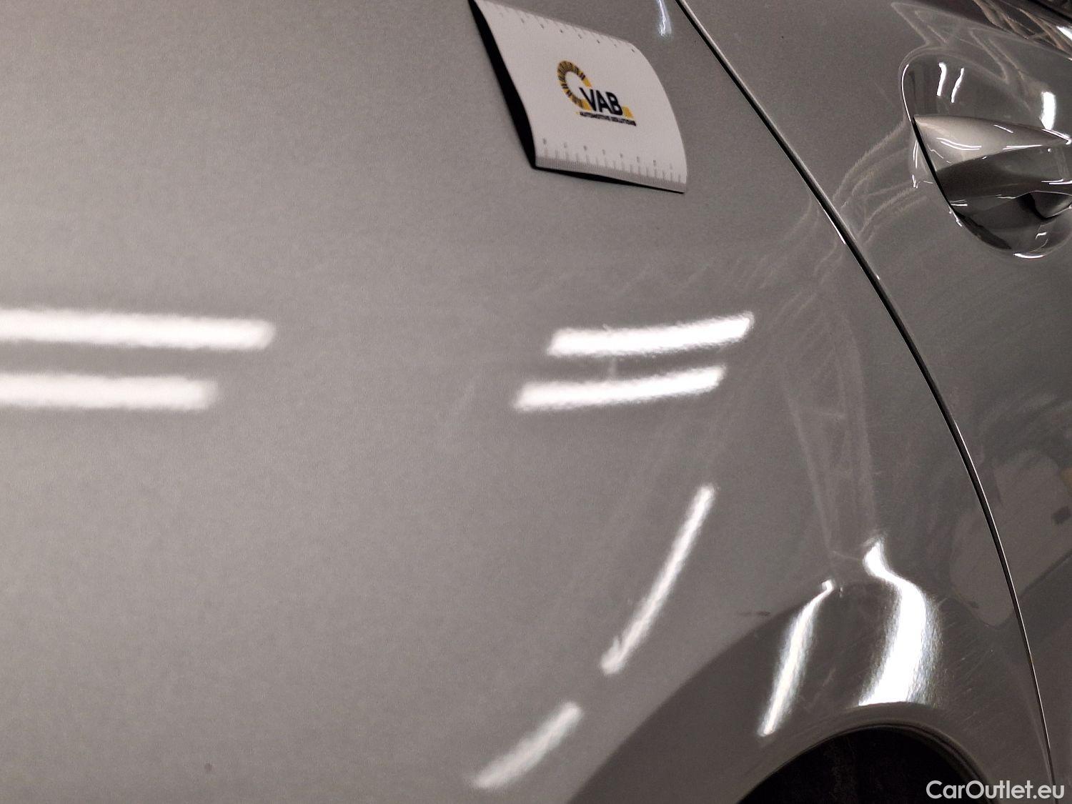  Mercedes  A-Klasse Mercedes, A-Class Berline '18, Mercedes-Benz  Limousine A 180 d DCT 4d #13