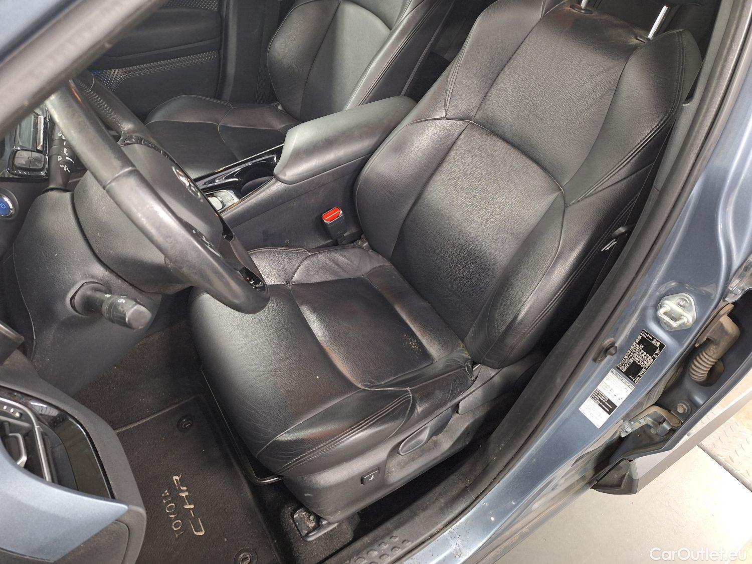  Toyota  C-HR Toyota,  '16, Toyota  1.8 VVT i-Hybrid C-Lub Bi-Tone E-CVT 5 #18