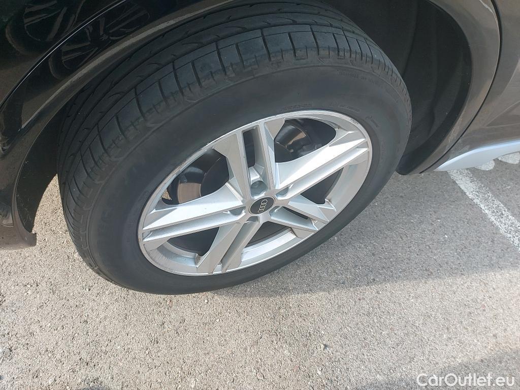  Audi  Q5 AUDI  / 2020 / 5P / todoterreno S Line 50 TFSI e quattro-ultra #13