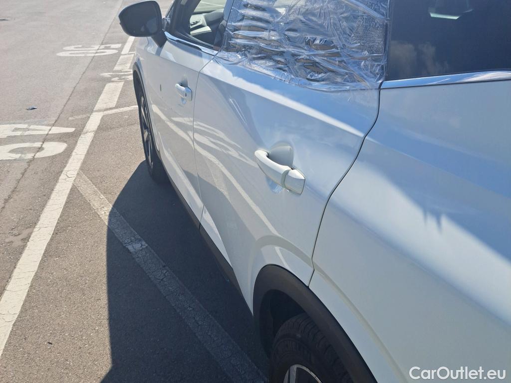  Land Rover  Discovery NISSAN QASHQAI / 2021 / 5P / todoterreno DIG-T 116kW mHEV Xtronic 4x4 N-Connecta #26