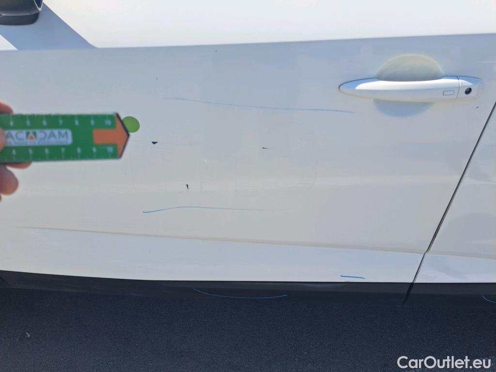  Land Rover  Discovery NISSAN QASHQAI / 2021 / 5P / todoterreno DIG-T 116kW mHEV Xtronic 4x4 N-Connecta #5