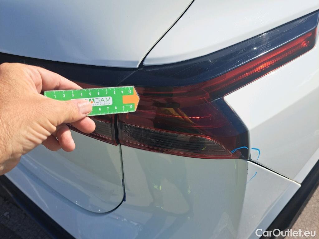  Land Rover  Discovery NISSAN QASHQAI / 2021 / 5P / todoterreno DIG-T 116kW mHEV Xtronic 4x4 N-Connecta #50