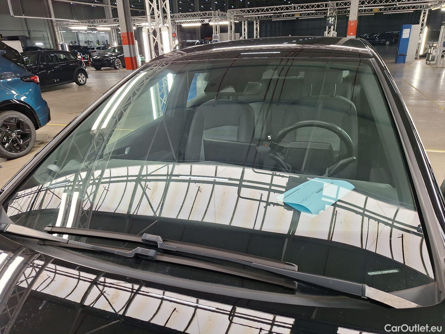  Volkswagen  ID.3 VW,  '20 BEV, Volkswagen  58 kWh Pro Life 5d #26