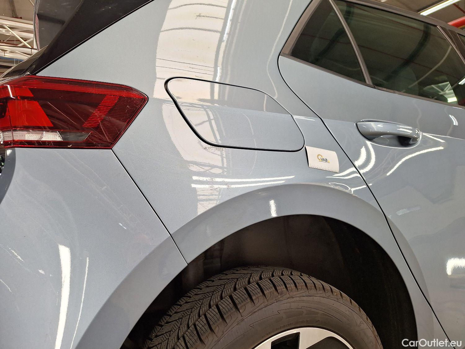  Volkswagen  ID.3 VW,  '20 BEV, Volkswagen  58 kWh Pro Life 5d #4