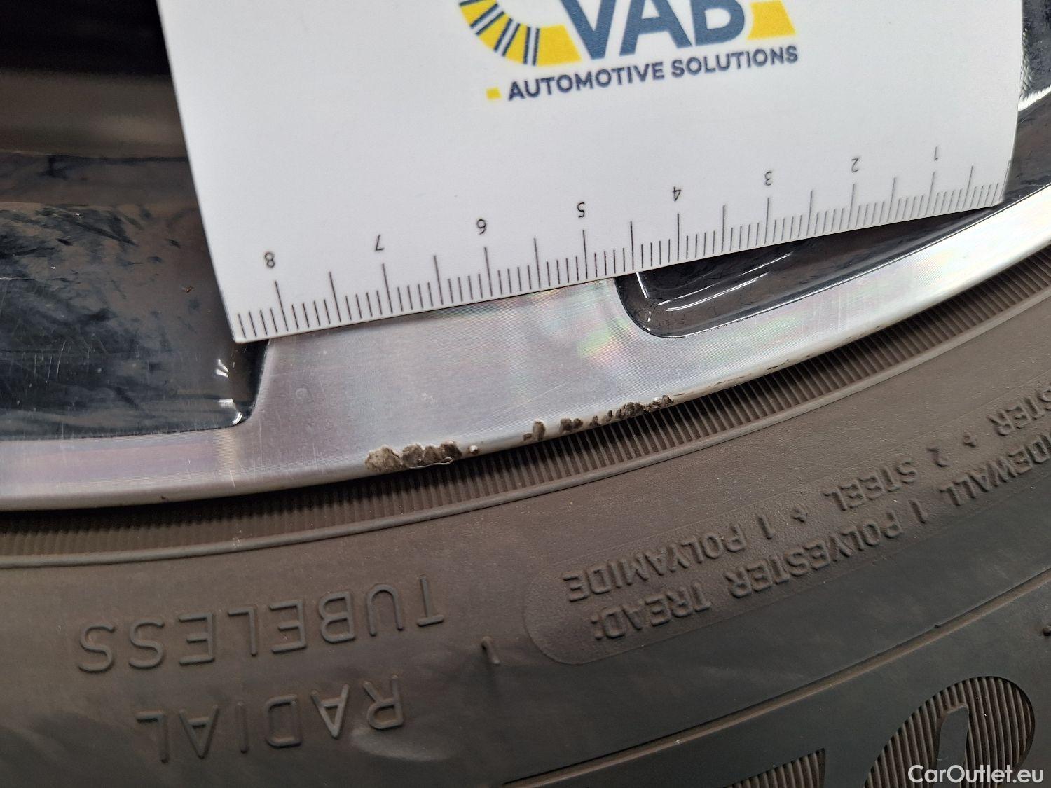  Volkswagen  ID.3 VW,  '20 BEV, Volkswagen  58 kWh Pro Life 5d #3