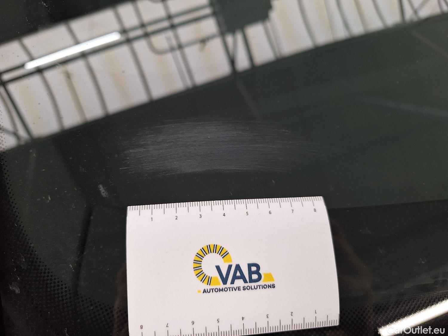  Volkswagen  ID.3 VW,  '20 BEV, Volkswagen  58 kWh Pro Life 5d #28