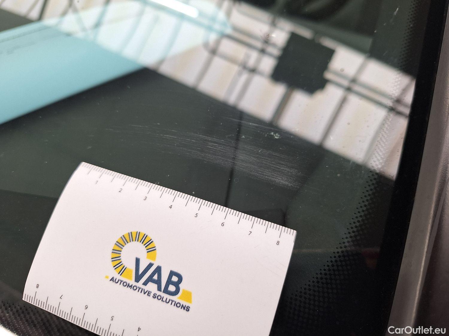  Volkswagen  ID.3 VW,  '20 BEV, Volkswagen  58 kWh Pro Life 5d #27