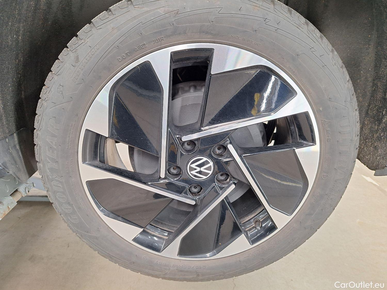  Volkswagen  ID.3 VW,  '20 BEV, Volkswagen  58 kWh Pro Life 5d #7