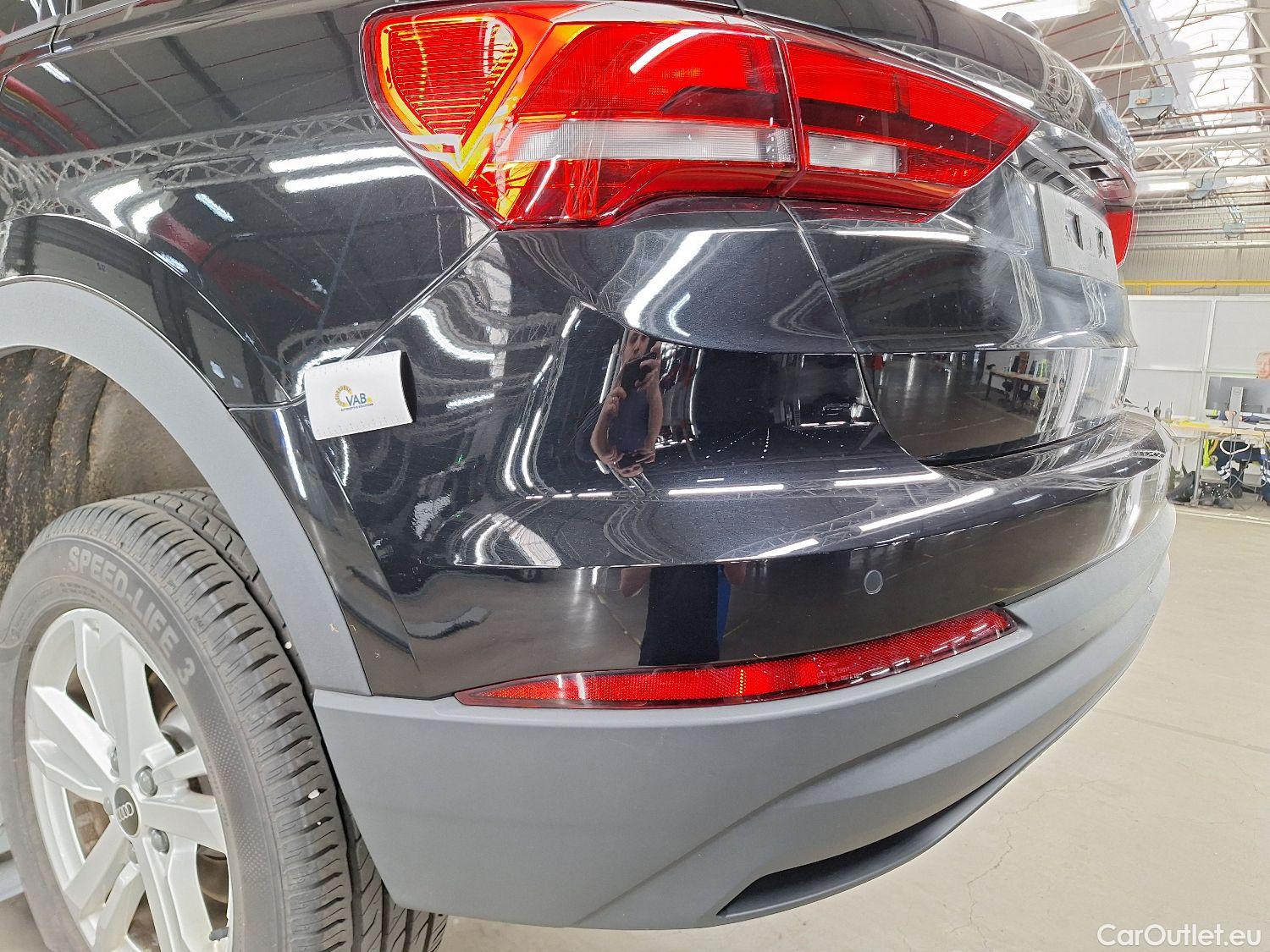  Audi  Q3 Audi,  '18, Audi  35 TDI S Tronic Business Edition 5d #10