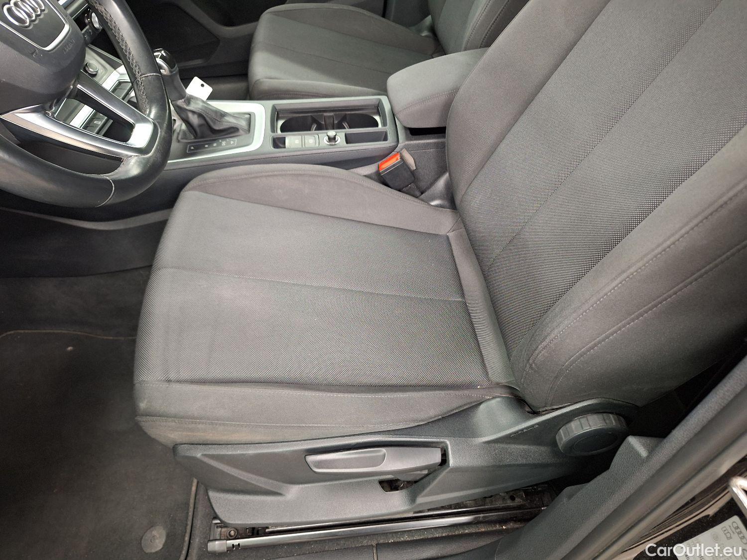  Audi  Q3 Audi,  '18, Audi  35 TDI S Tronic Business Edition 5d #35