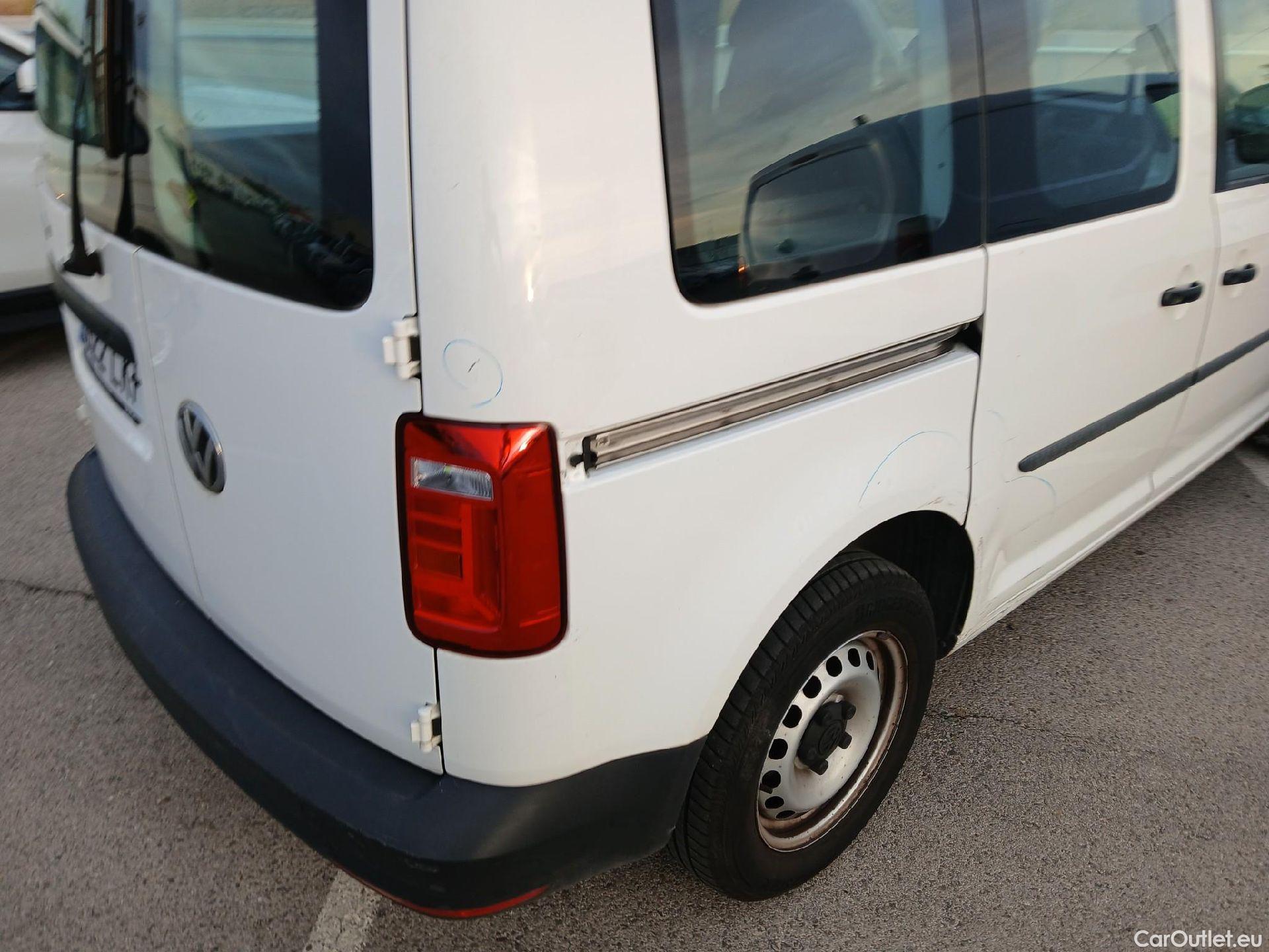  Volkswagen  Caddy VOLKSWAGEN  / 2015 / 4P / combi Profesional Kombi 2.0 TDI 75kW BMT #27