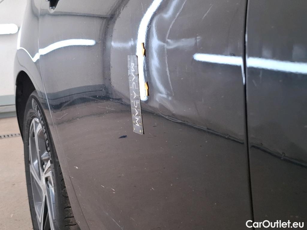  Hyundai  i30  cw Business 1.6 CRDi 115CV BVM6 E6d #31