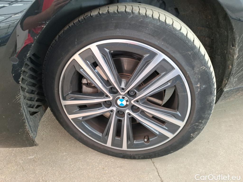  Bmw  Serie 1 BMW Série 1 / 2019 / 5P / Berline 116i Business Design #7