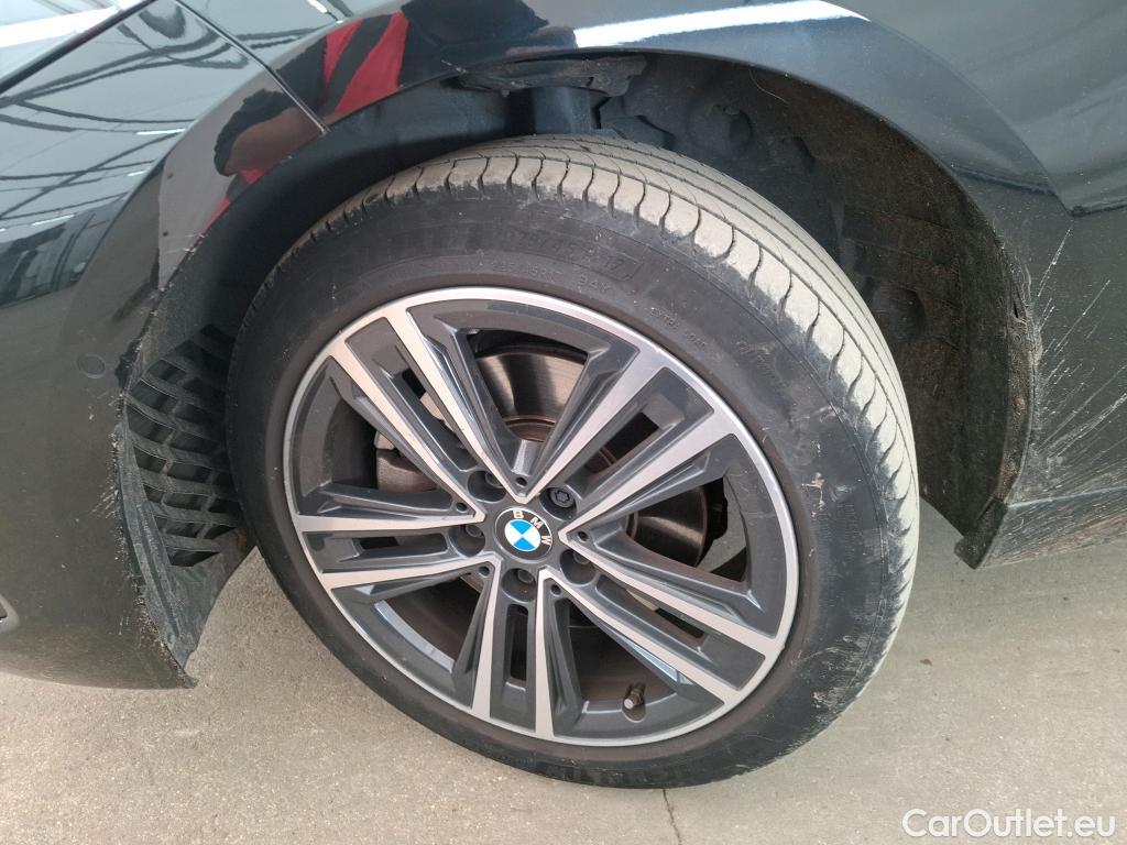  Bmw  Serie 1 BMW Série 1 / 2019 / 5P / Berline 116i Business Design #6