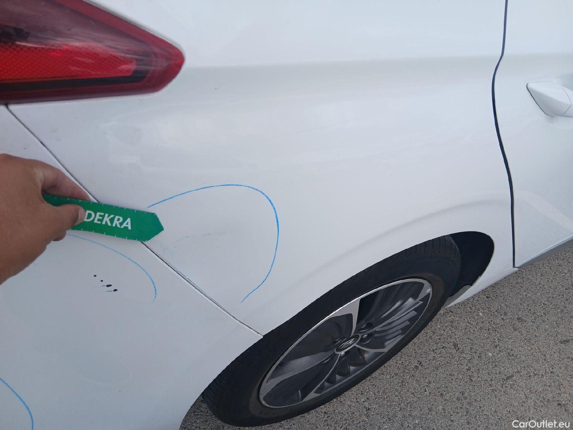  Hyundai   Ioniq HYUNDAI / 2019 / 5P / berlina con portón 1.6 GDI PHEV Klass DCT #26