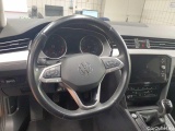  Volkswagen  Passat Variant 2.0 TDI SCR Business Manual Diesel  41 #24