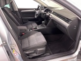  Volkswagen  Passat Variant 2.0 TDI SCR DSG Business Automatic Diesel  73 #6