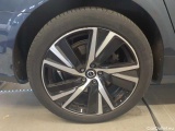  Volvo  V90 T8 Recharge AWD Geartronic R Design Automatic Petrol/Electric  141 #38