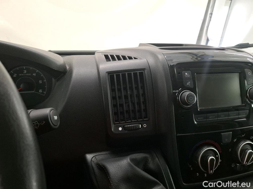  Fiat  Ducato FIAT   2014  4P  Fourgon tôlé 2 3 Multijet 120 3 0 M H2 Business #10