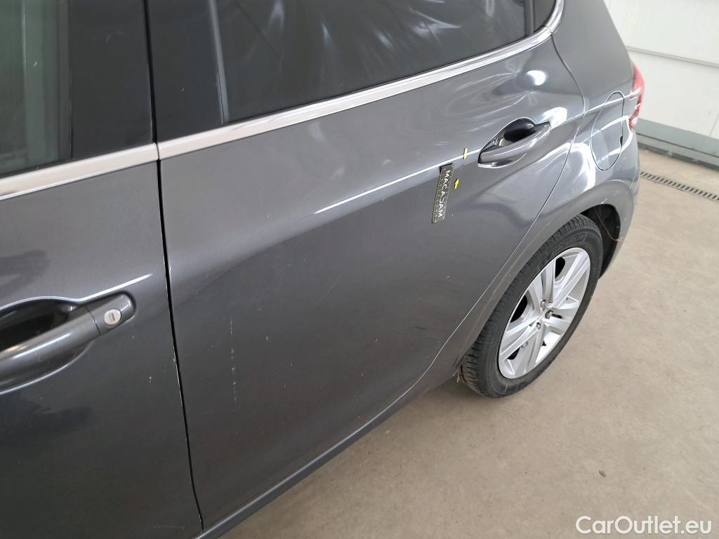  Peugeot  208  Allure Business 1.2 PureTech 110CV BVM6 E6dT #9