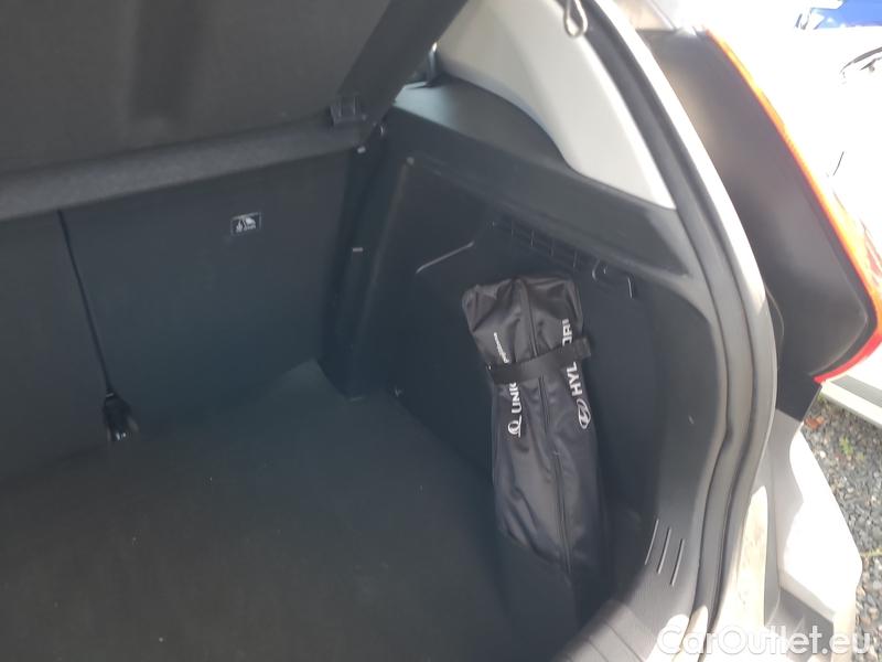  Hyundai  Bayon   (2021)  1.2i Comfort Club 5d #23